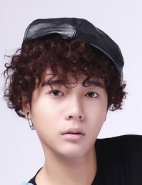 Фото актера Блэр Мо