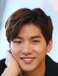 Фото актера Ли Чжэ Джун