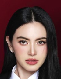 Фото актера Май Давика Хурн