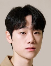 Фото актера Ли Пон Джун