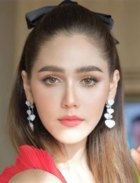 Фото актера Чомпу Арайа Альберта Харгейт