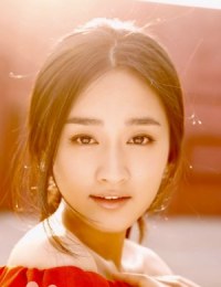 Фото актера Элейн Цай