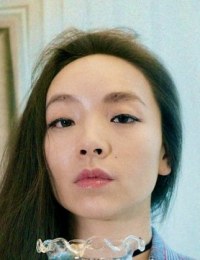 Фото актера Хлоэ Мааян