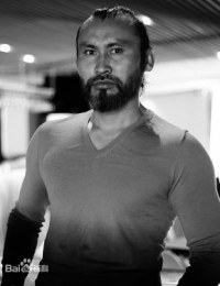 Фото актера Мухтар