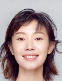 Фото актера Эсфер Ван