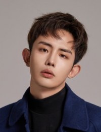 Фото актера Лей Шус