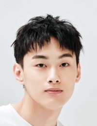 Фото актера Ли Цзы Руй